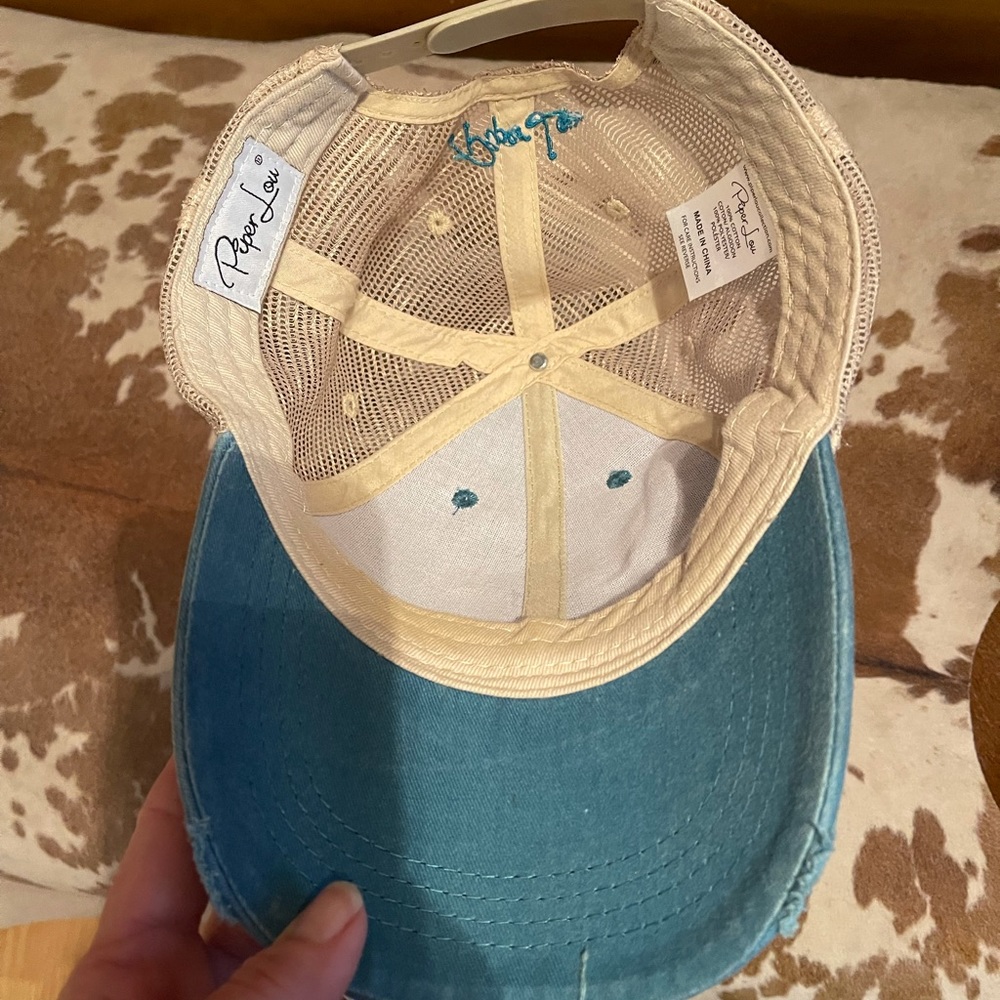 Hat - Picture 2 of 2